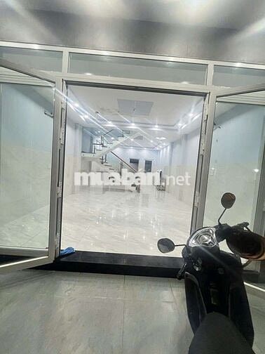 Cho thuê nhà mới sạch sẽ diện tích rộng Gò Vấp