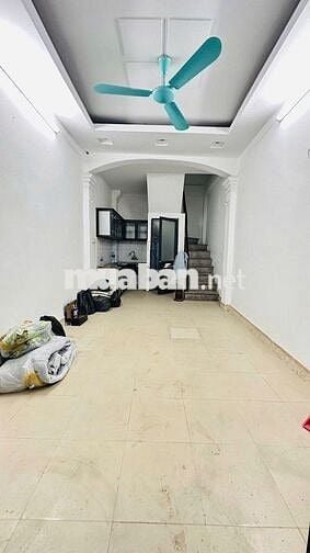 Cho Thuê nhà riêng Ngõ Trại Cá - 30M2 - 4 tầng - 10.5 tr