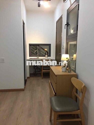 full nội thất và  có nệm như hình