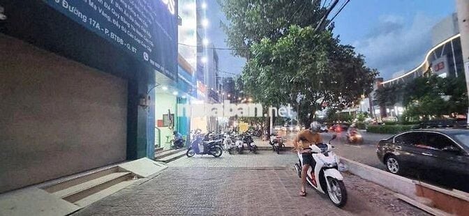 Nhà MTKD đối diện AEON Mall Tên Lửa