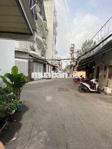 BÁN GẤP NHÀ BÙI ĐÌNH TUÝ - HẺM XE HƠI - 101M2 - NGANG 4,5M- CHỈ 7.x TỶ