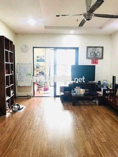 Cho thuê chung cư Time city - 83m2 - 2 ngủ - 2 vs - giá 18 triệu