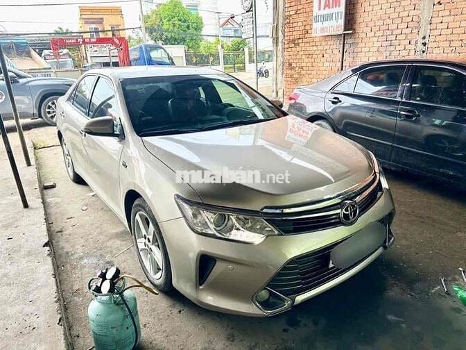 Toyota Camry 2016 2.5Q - 76000 km