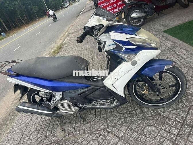 Yamaha Nouvo SX 125 Fi Trắng Xanh