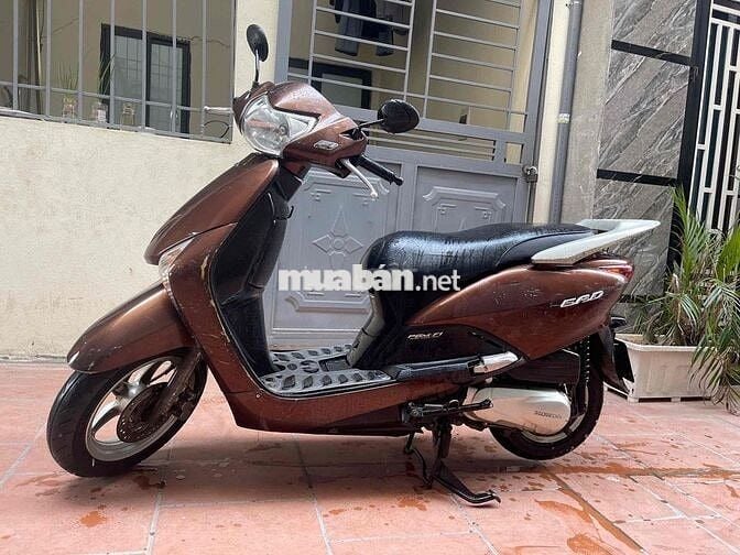 Honda Lead màu Nâu