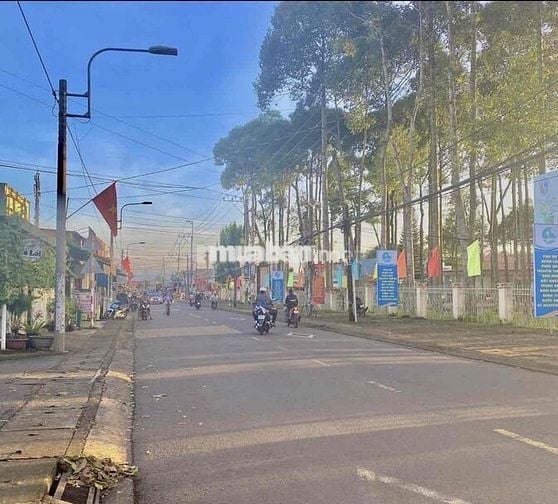 Hot quá, Diện tích to đùng giá quá rẻ . Thổ cư sổ riêng ngay chợ