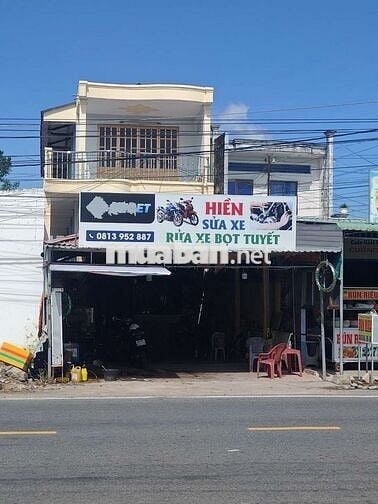 Nhà mặt tiền để ở hoặc kinh doanh, làm kho