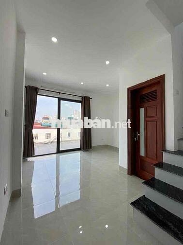 NHÀ MỚI PHỐ ĐẠI TỪ – Ô TÔ ĐỖ CỬA – THANG MÁY NHẬP KHẨU – NỘI THẤT XỊN