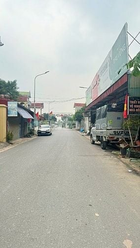 Trục chính Kinh Doanh mặt đường nhựa. 73m2 Giá chỉ 3.3tỷ lh:0969616225