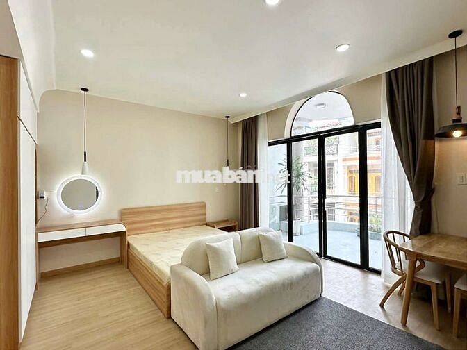 PHÒNG BANCOL RỘNG, MẶT TIỀN ĐƯỜNG, CÓ THANG MÁY, FULL NỘI THẤT🥰🥰