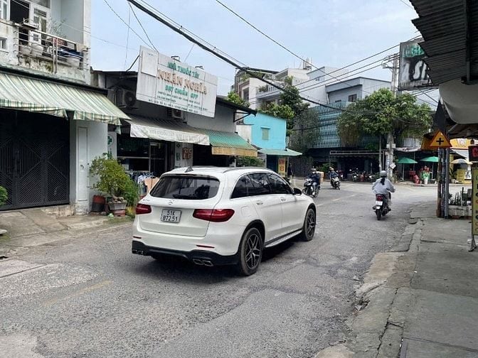 Giảm 200 tr, còn  6.6 Tỷ . LÔ GÓC 3 MẶT TIỀN LÊ VĂN KHƯƠNG, QUẬN 12 