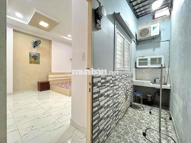 Cho Thuê Trọ 30m2 Tách Bếp Lối Đi Riêng Ngay CV Lê Thị Riêng Quận 10