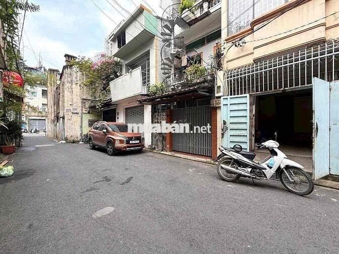 Nhà 64m2, hẻm nhựa xe hơi, 4 tầng 7PN 8wc, Phú Nhuận giáp Quận1 Quận3