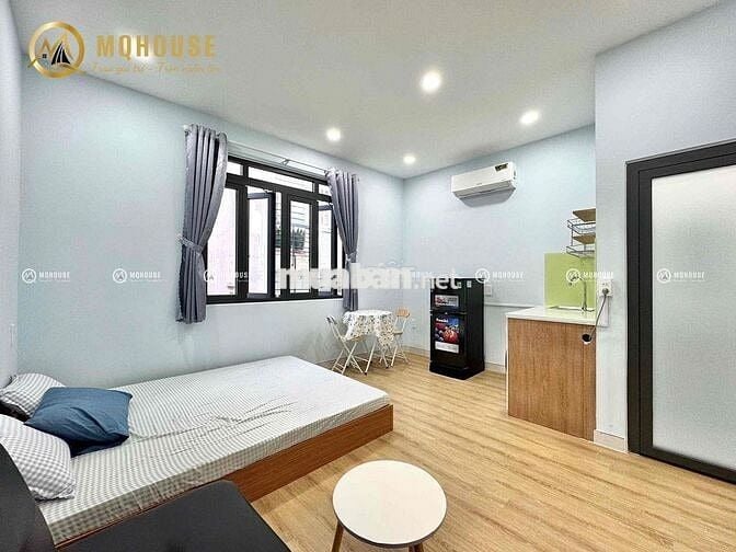 STUDIO FULL NỘI THẤT CÓ CỬA SỔ TRỜI ĐI BỘ QUA ĐẠI HỌC VĂN HIẾN