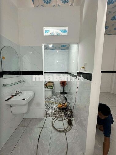 BÁN NHÀ 4,2X22 CẤP4 MỚI ĐẸP ĐƯONG CÂY DA P TÂN BÌNH SỔ RIÊNG HẺM TO