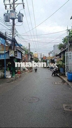 nhà mặt tiền đuòng nhựa cây da buôn bán víp, diện tích 115m ,