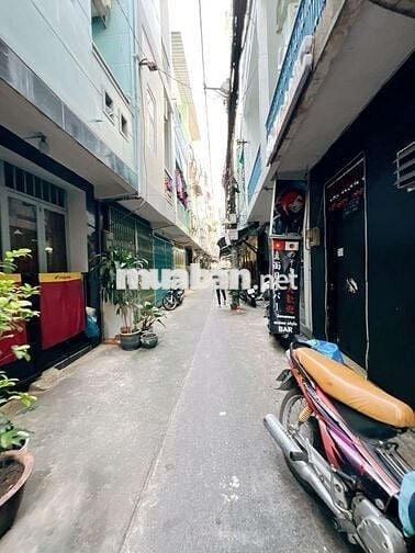 NHÀ GIÁ TỐT - 4 TẦNG VUÔNG VỨC - KHU HOÀNG DIỆU 20 THƯỚC - Q4