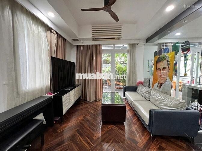 CHO THUÊ BIỆT THỰ SƯ VẠN HẠNH Q10, DT 14x16M, TRỆT 2 LẦU ST, 65 TRIỆU