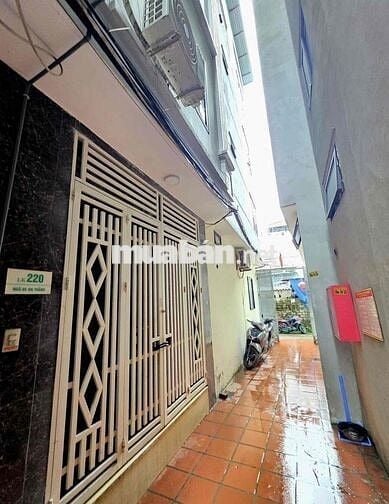 cần bán ngôi nhà 5tầng tại An thắng Phường biên Giang