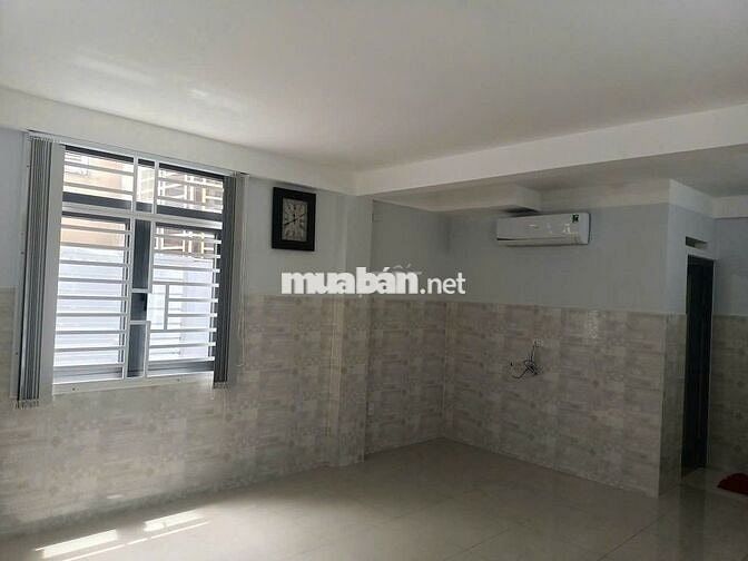 Ở liền! Phòng rộng rãi, máy lạnh, nước nóng, Lê Đại Hành Q11 trung tâm