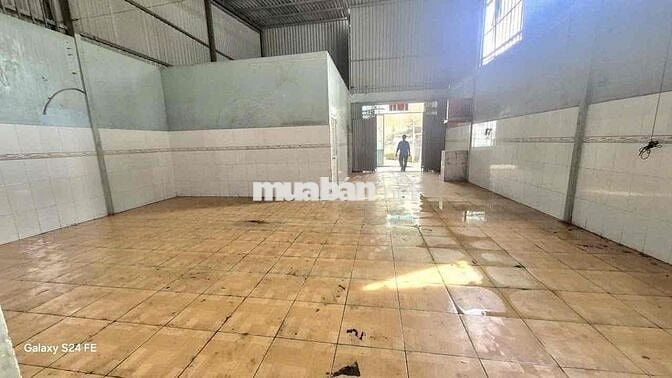 Kho Xưởng 7,6x16m Nở Hậu 8m (Có 2Phòng) Hẻm Xe Van. Bình Trị Đông