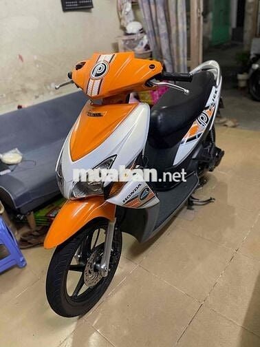 Honda ClickPlay 2011 Cam trắng