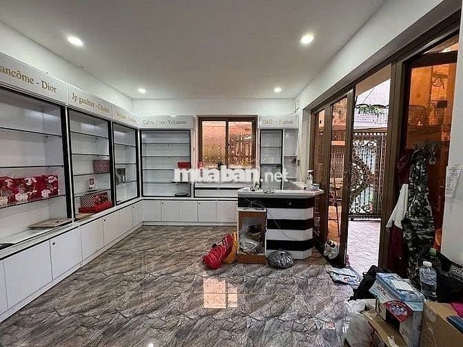 mặt tiền lê văn sỹ 5x12m 3 tầng lầu kd thòi trang studio