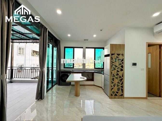 CĂN HỘ PENTHOUSE FULL NỘI THẤT TIỆN NGHI BAN CÔNG THOÁNG NGAY KIM MÃ