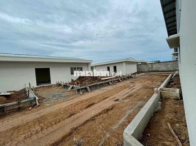 Cho thuê 3400m nhà xưởng kcn brvt