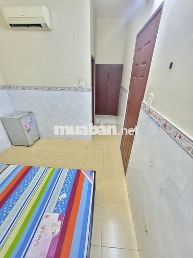 chính chủ cho thuê phòng đẹp, đầy đủ nội thất, NVS riêng