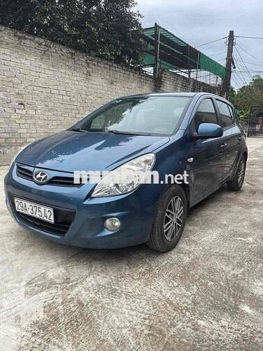 Hyundai i20 2011 - 123456 km