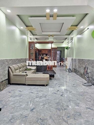 Nhà thuê  có nội thất 4*25 Gác lửng  Đường võ văn vân ấp 1 vĩnh vlb