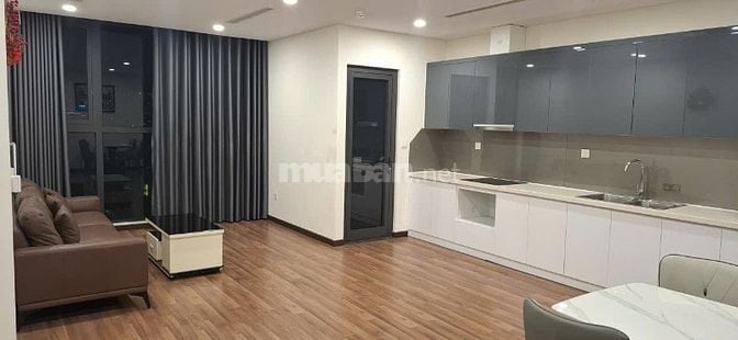 Cho thuê căn hộ 3 phòng ngủ, đủ đồ, chung cư Mipec Rubik 360 