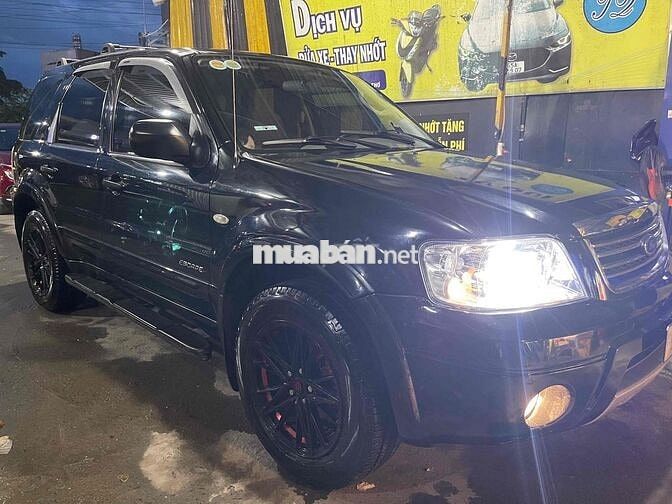 Ford Escape 2004 2.3L XLS - 99 km