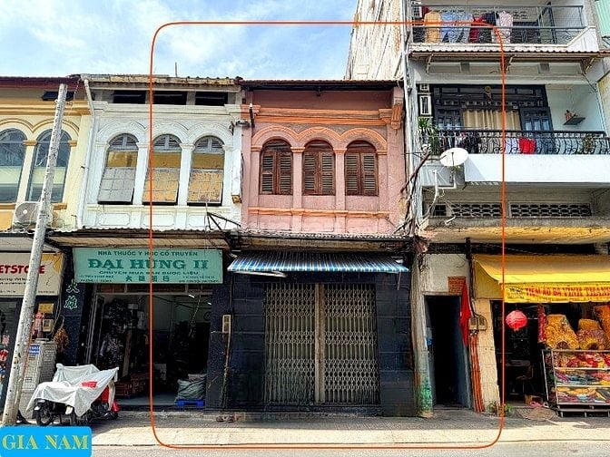 BÁN NHÀ MẶT TIỀN : 115 TRIỆU QUANG PHỤC - P. 11 - Q. 5 - TPHCM