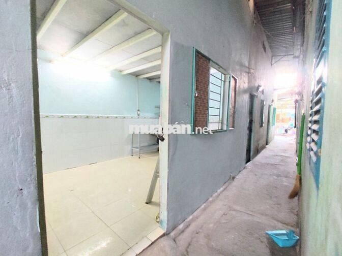 Phòng Trọ 24m2 Gác Suốt Sạch Sẽ Đối Diện Gigamall