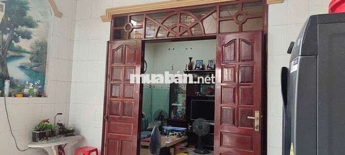 Bán Nhà MT Chợ Dĩ An, 158m², Vuông A4, SHR, Giá tốt trung tâm, TLCC