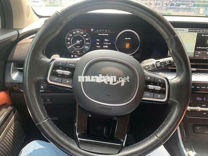 Kia Carnival 2021 Signature 2.2D - 82000 km