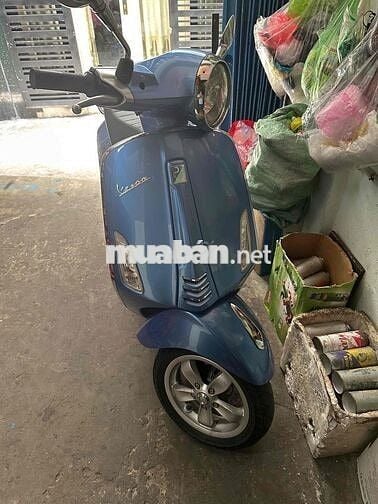 kẹt tiền bán xe vespa lh ***