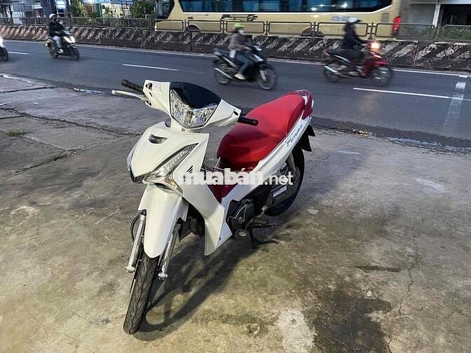 bán future led  mau trang