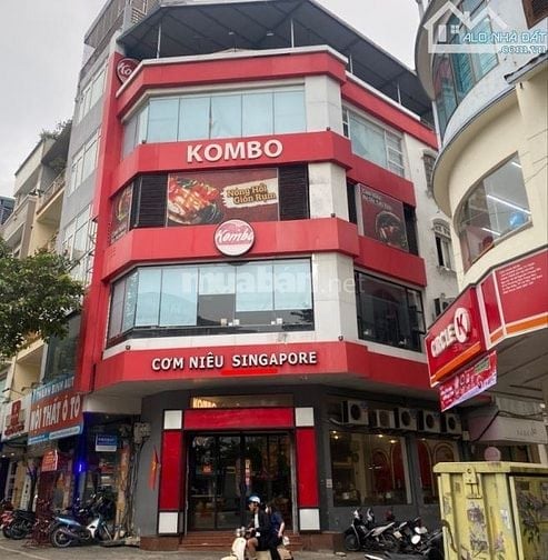 Cho thuê nhà 150m2,6 tầng, ngã tư Văn Cao,Hoàng HoaThám, 80t