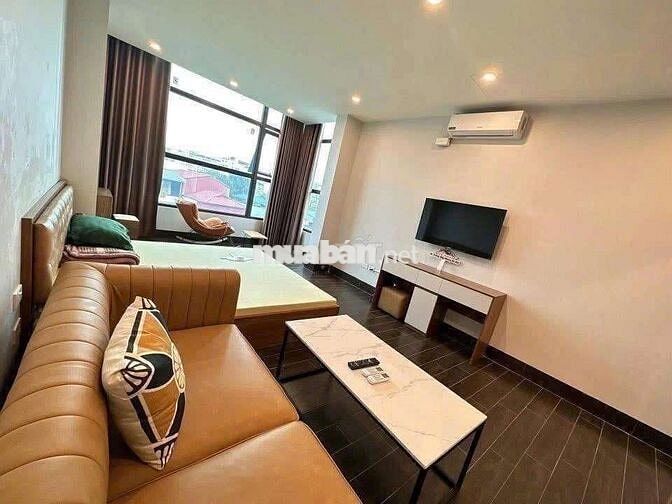 Cho thuê căn hộ đẹp mặt phố Phan Kế Bính đầy đủ nội thất, dịch vụ