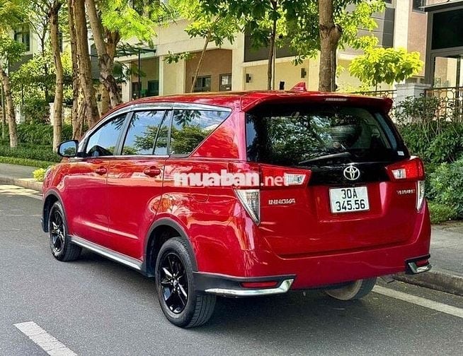 Toyota Innova 2019 Venturer - 10123 km