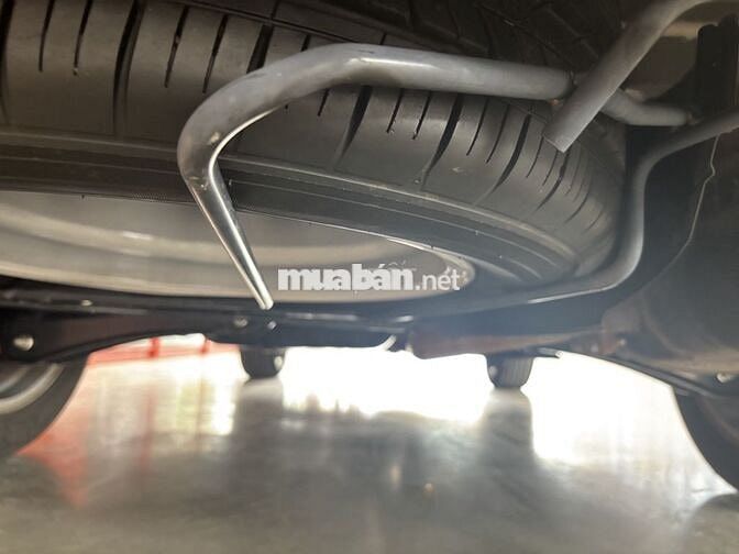 Mitsubishi Outlander Đỏ 7 chỗ