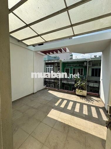 Cho thuê nhà mới 216m2 - Phan Văn Trị Bình Thạnh