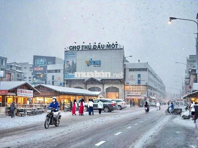 CHO THUÊ MẶT BẰNG MỚI 100% 2 MẶT TIỀN NGAY NGÃ 6 CHÙA BÀ THỦ DẦU- BÌNH