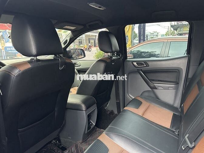 Ford Ranger Wildtrak 2017, bảo hành 2026, vay 75%