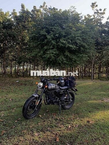 GPX Legend 150 FI Xám 20000 km