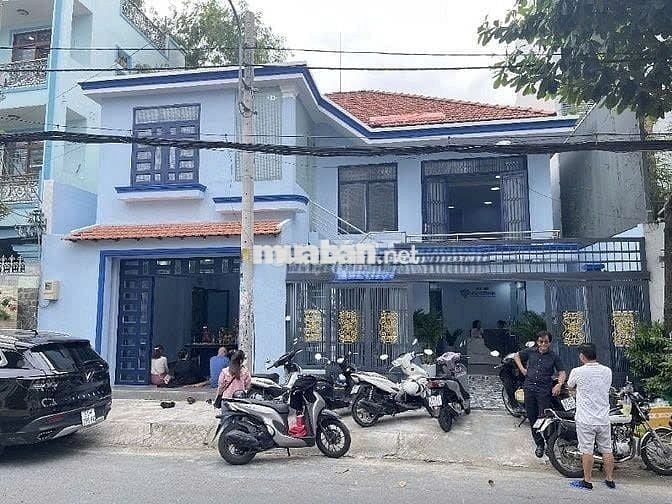 Cho thuê nhà mặt tiền đường A dt 12x14m 1L