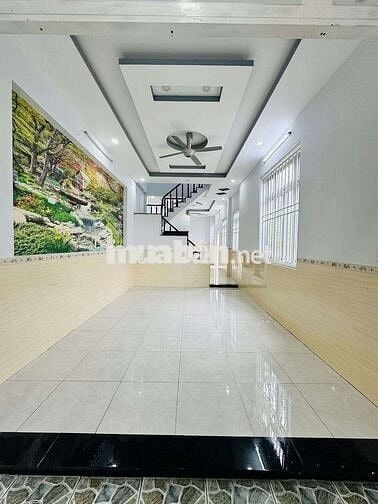 Nhà phố sau lưng trường cấp 2 Đông Chiêu đường Đặng Văn Mây Dĩ An